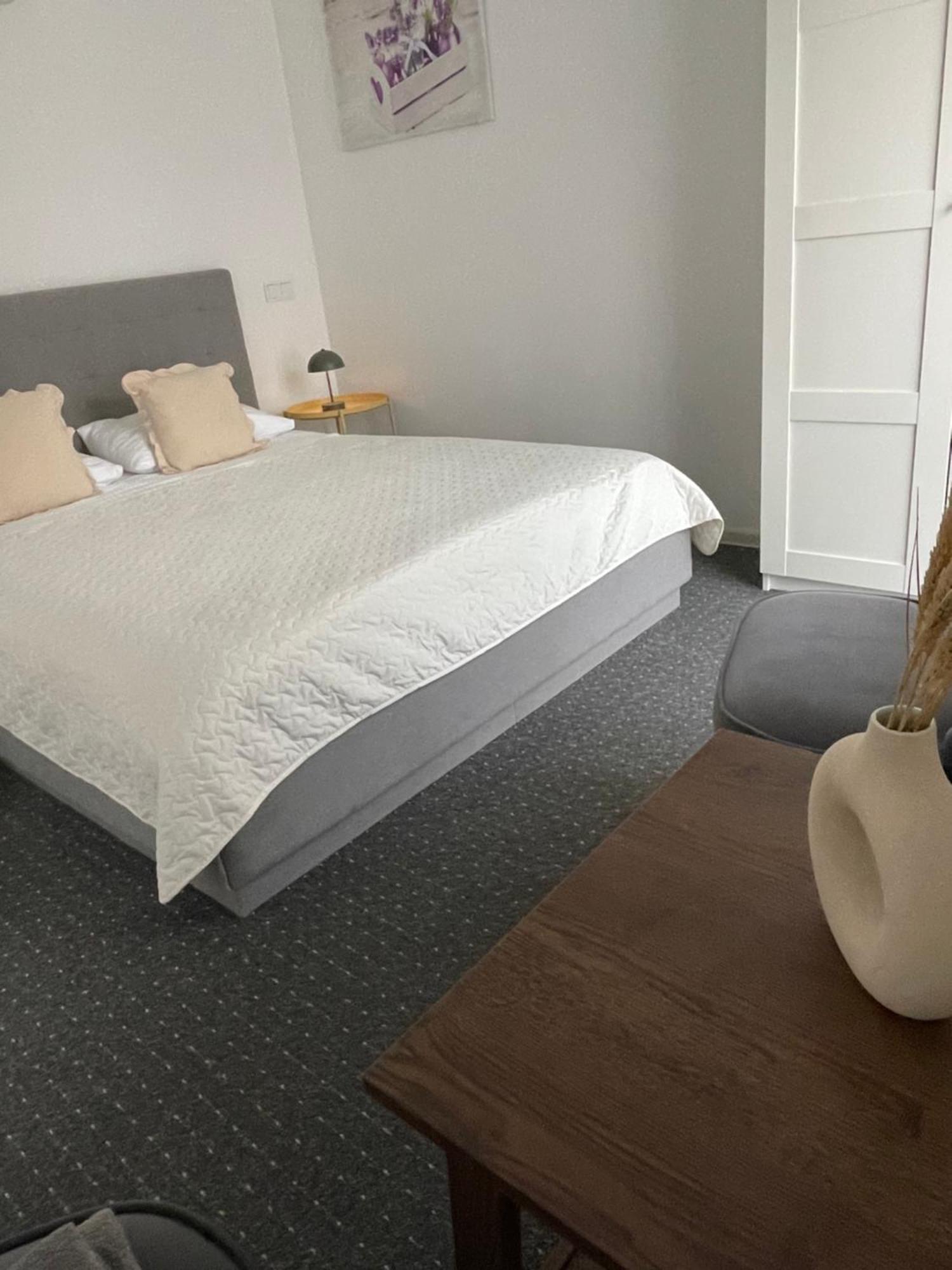 Izabeles Apartamentai Palanga Extérieur photo